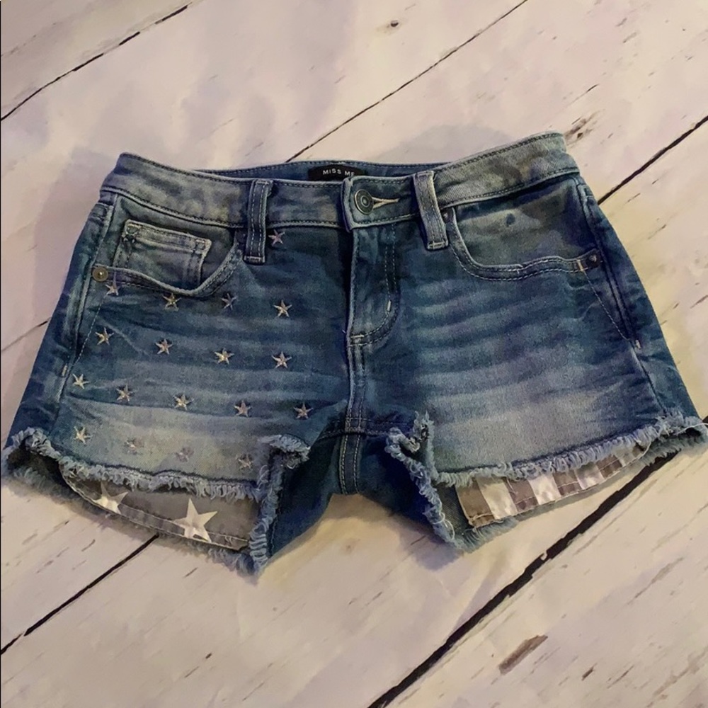 Signature Stretch Short•Miss Me brand•Size 24